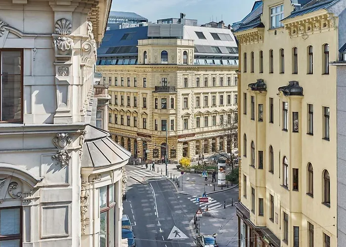 6 Naschmarkt *
